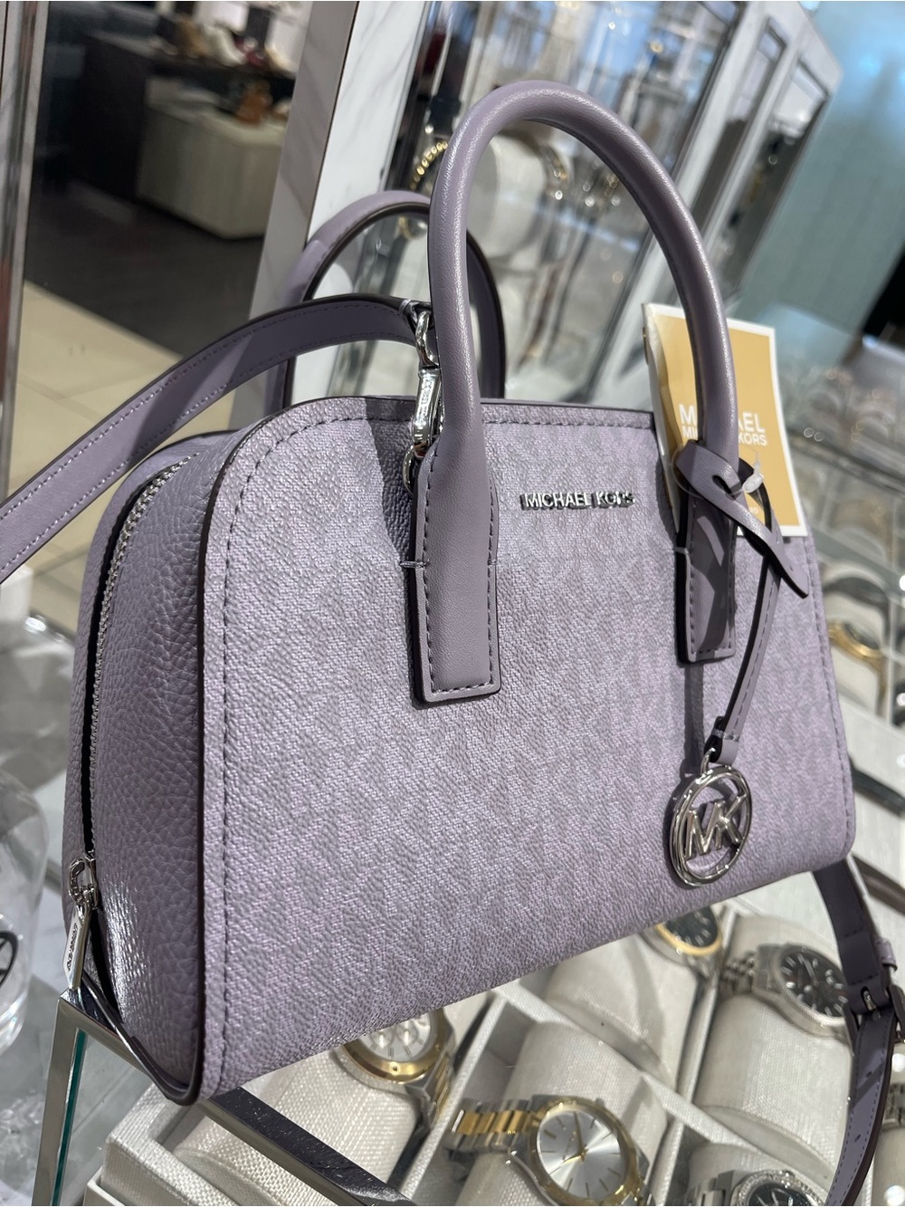 Michael Kors Ashton Small Signature Logo Mess enger Satchel Crossbody Bag
Lilac